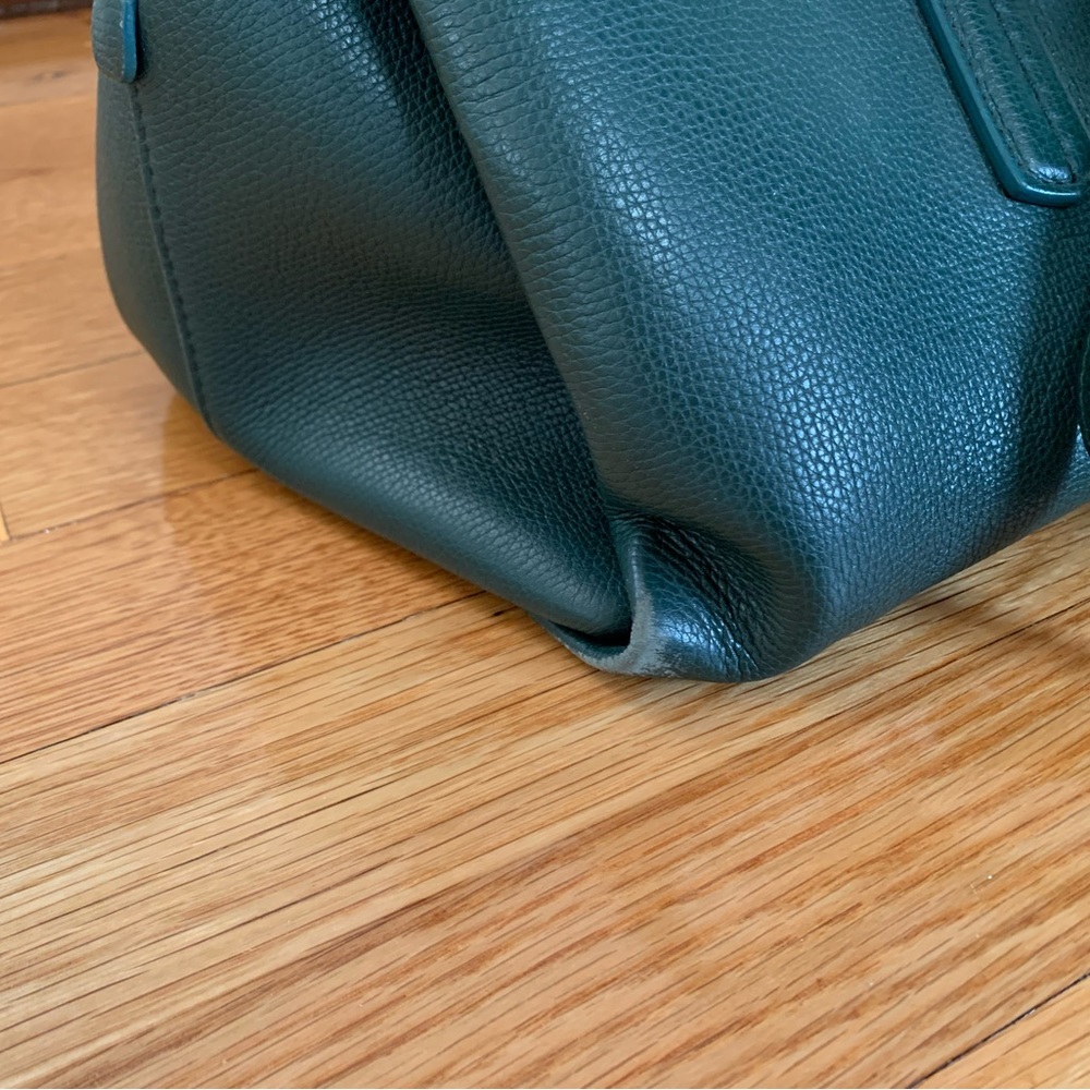 Tote Handbag - Picture 8 of 9